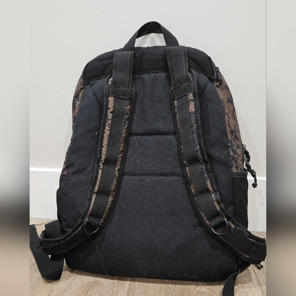 Billabong Men's Black and Brown Camouflage Backpack - Picture 3 of 7